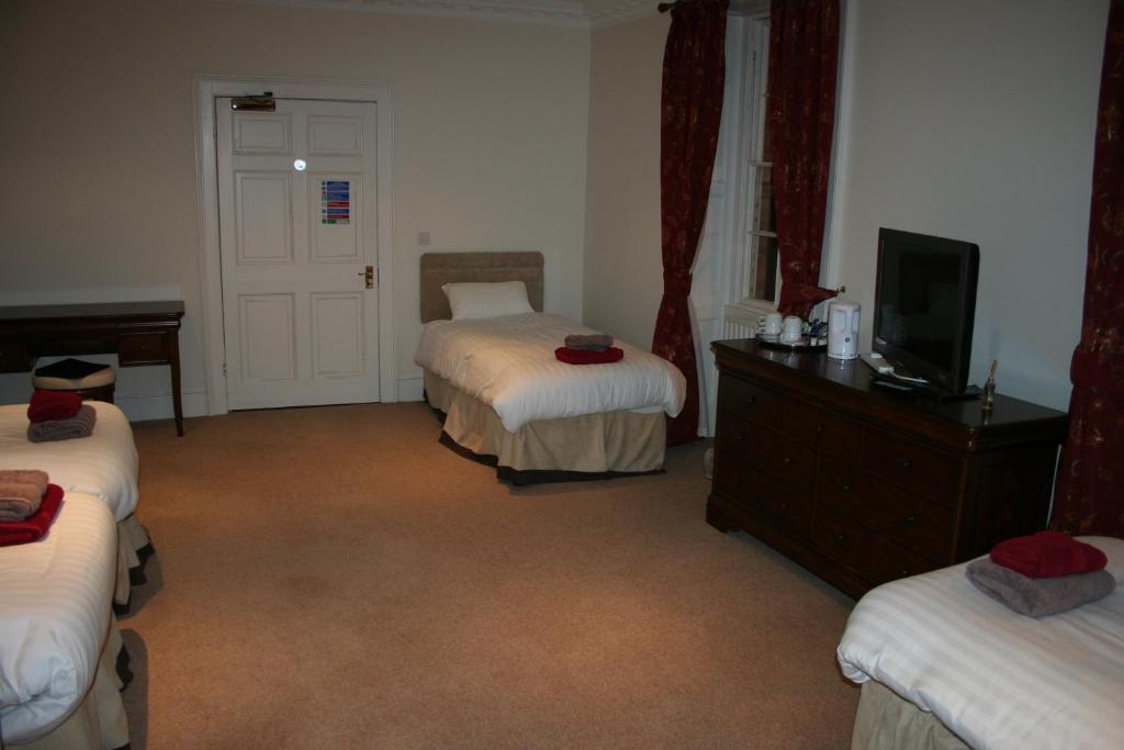 The Trewythen Hotel Llanidloes Exterior photo